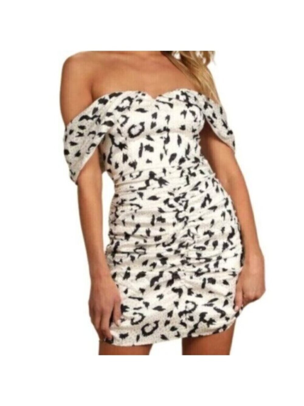 Lulu’s | It's Fierce Ivory Leopard Print Satin Off-the-Shoulder Dress Size Small